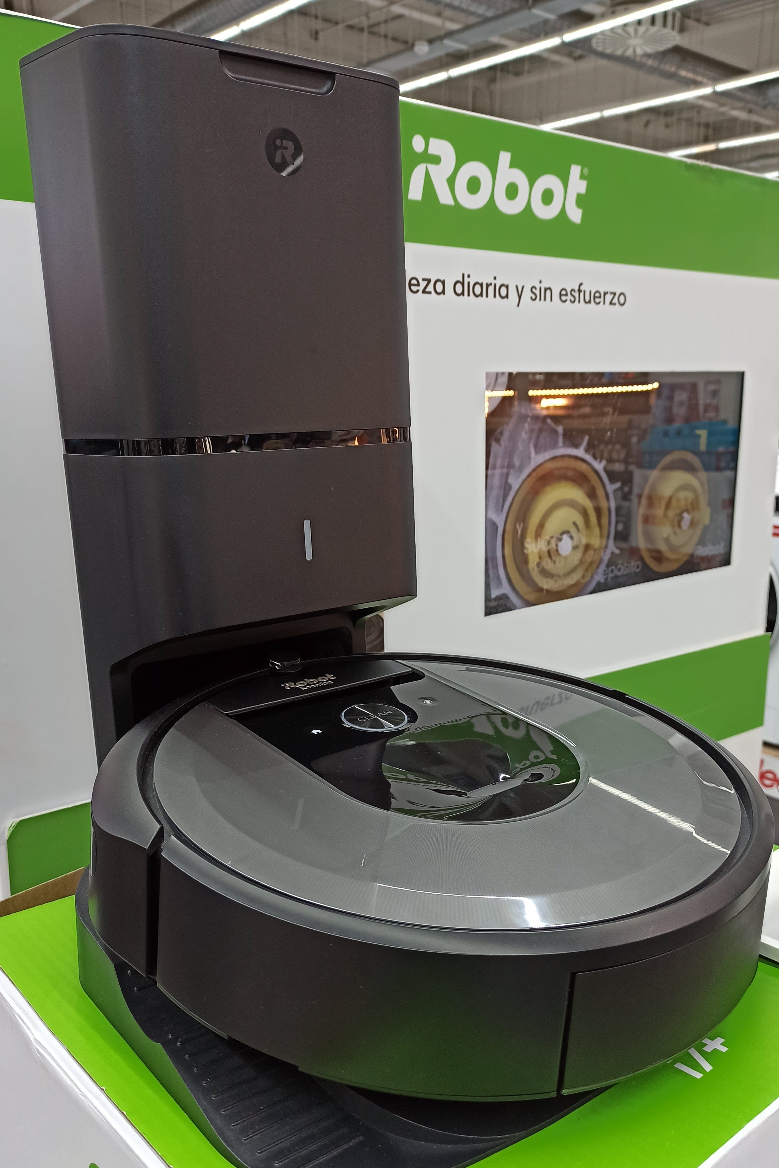 iRobot Roomba i7 Review: Is It Worth $500?